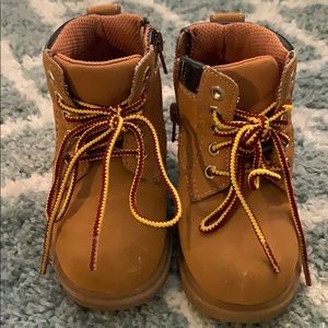 Eddie Bauer boots infant size 6